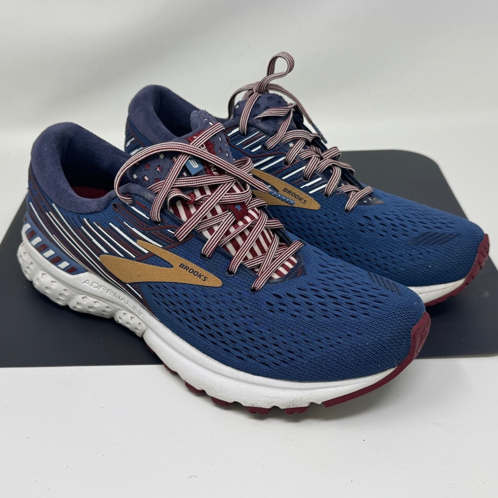 Brooks Adrenaline GTS 19 USA flag Starsand Stripes USA colors flag Patriot rare